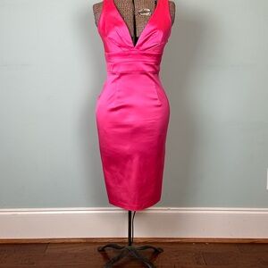 Elegant Pink Sleeveless Dress
